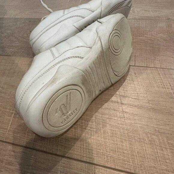 VARSITY CHEERLEADER 109602 WHITE CHEER SHOES US YOUTH SIZE 4 - Picture 6 of 7